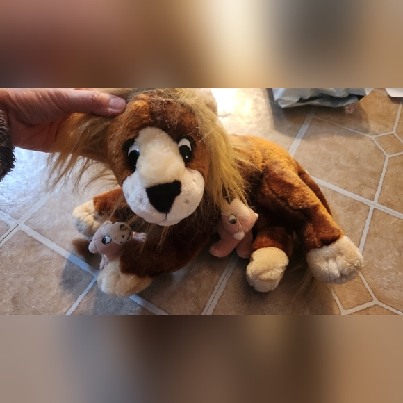 Vintage kids of America lion with cubs - Picture 1 of 15